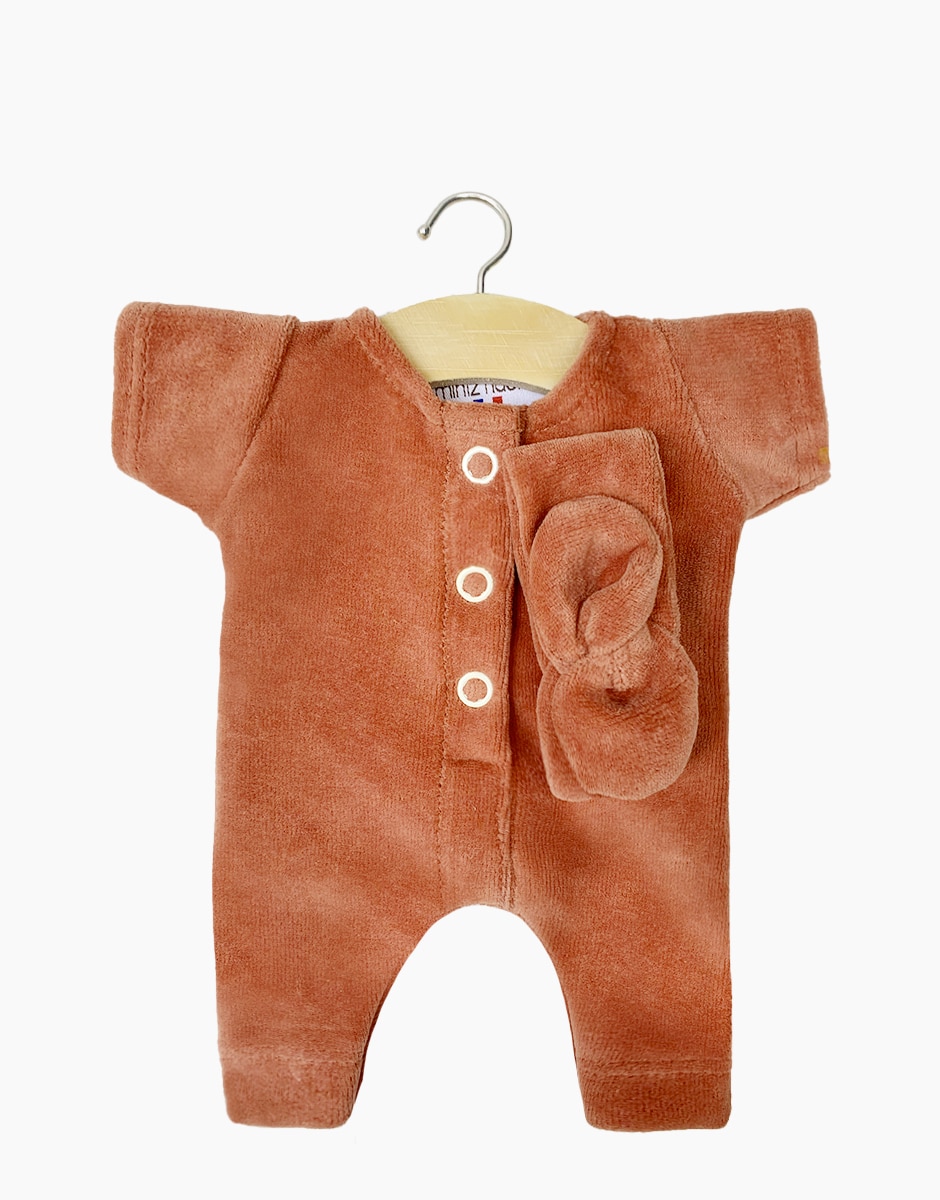 Minikane® Babies Lili plüüsist romper ja peapael, Camel Mänguasjad - HellyK - Kvaliteetsed lasteriided, villariided, barefoot jalatsid