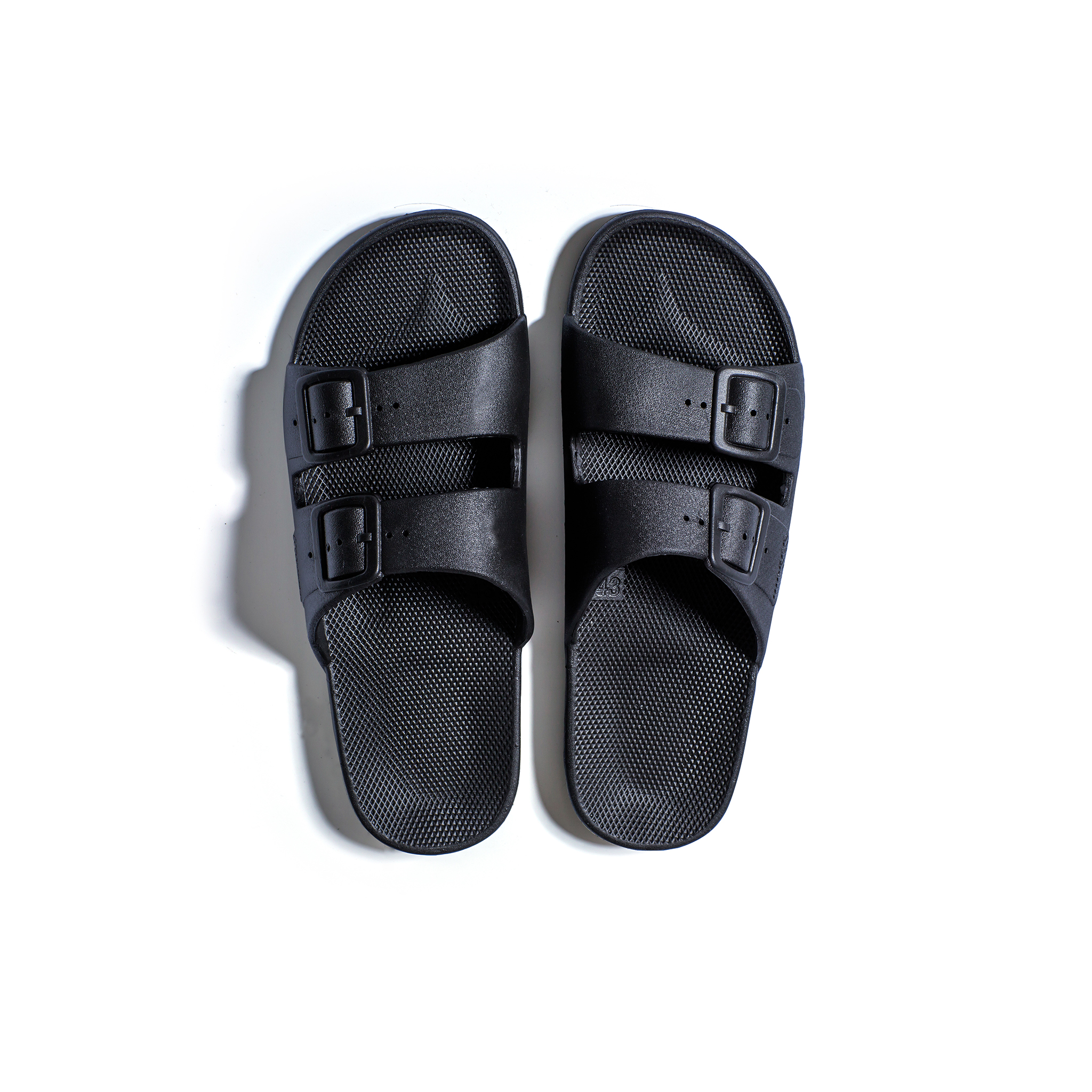 Freedom Moses sandaalid- Black Plätud - HellyK - Kvaliteetsed lasteriided, villariided, barefoot jalatsid