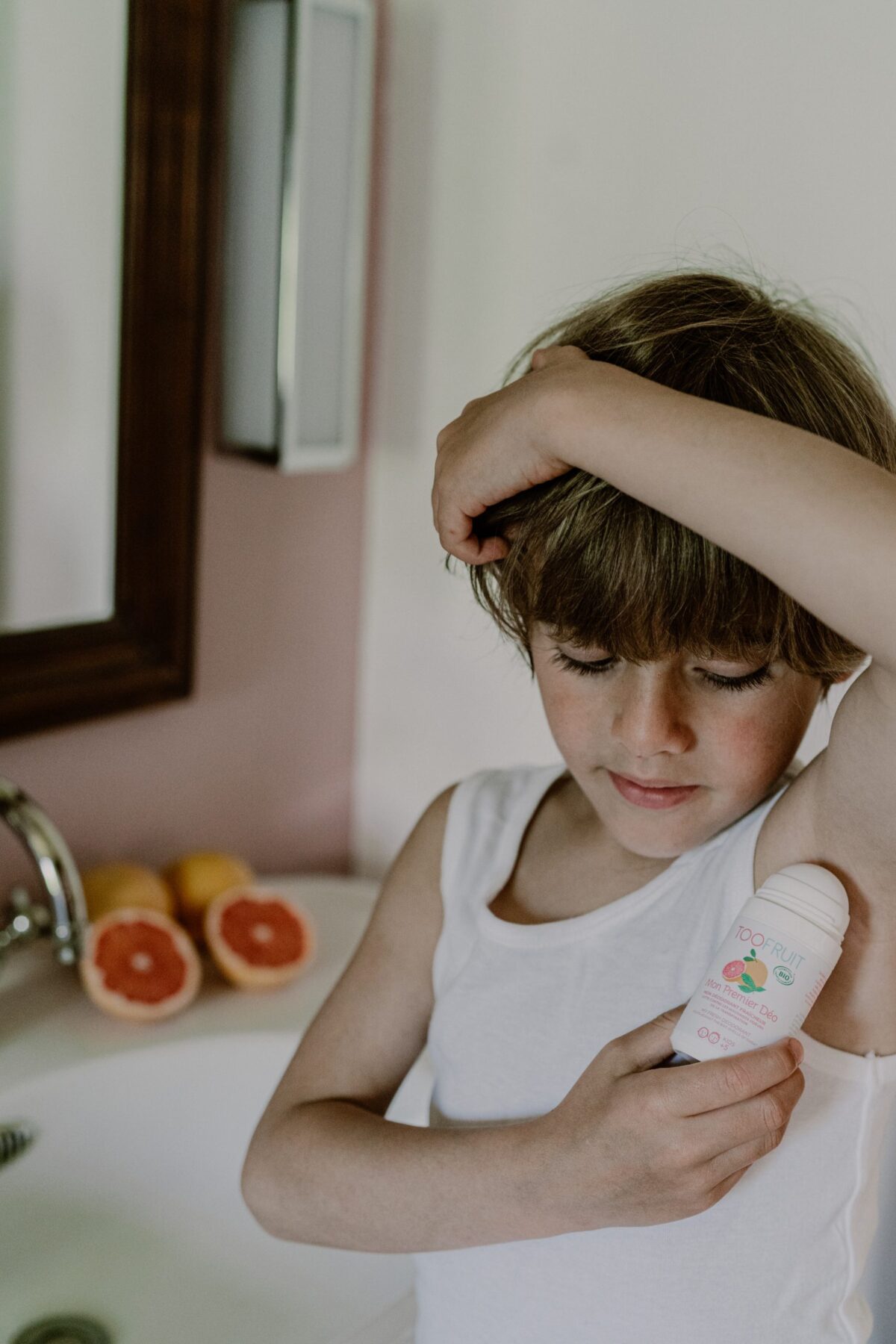 TOOFRUIT orgaaniline kaitsev deodorant roll-on lastele piparmündi ja greibiga, 50 ml Hooldusvahendid, kosmeetika ja aksessuaarid - HellyK - Kvaliteetsed lasteriided, villariided, barefoot jalatsid