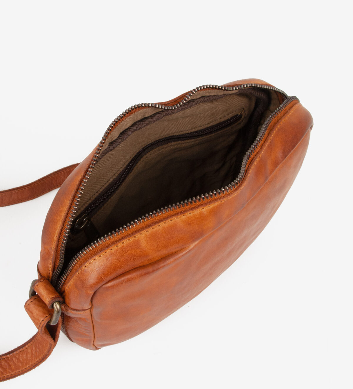 Montana nahast Crossbody bag Eldora Urban Cognac Kotid ja rahakotid - HellyK - Kvaliteetsed lasteriided, villariided, barefoot jalatsid