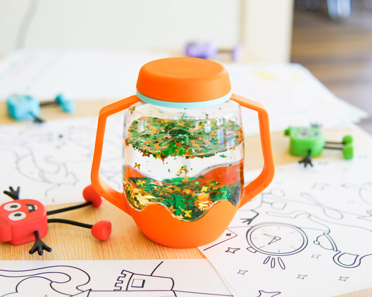 Glo Pals Sensory Jar, värviline valguspurk – Orange Glo Pals helendavad valguskuubikud - HellyK - Kvaliteetsed lasteriided, villariided, barefoot jalatsid