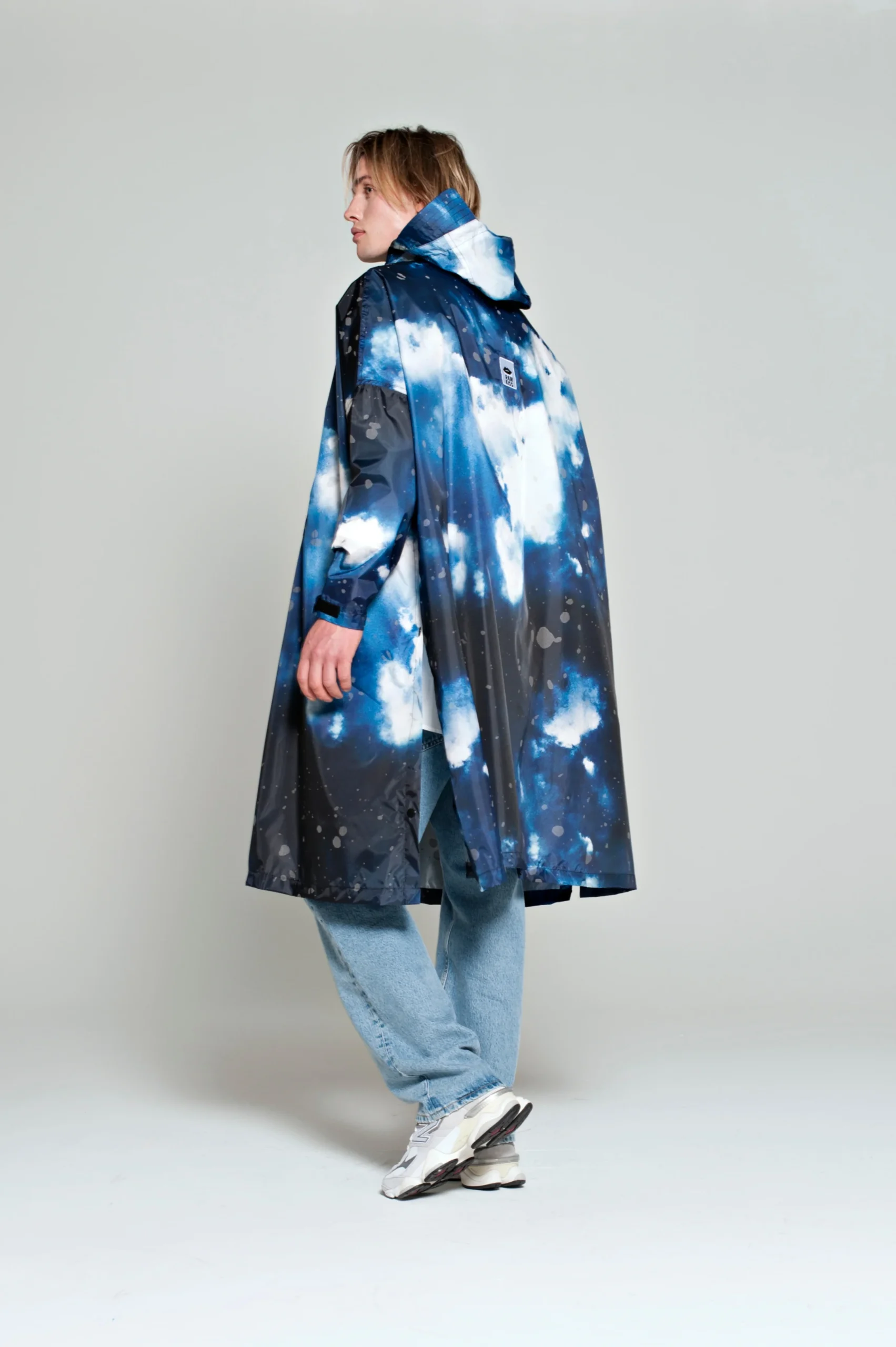 RAINKISS_STARRY_NIGHT_PONCHO_-_2024_-_1_5861d27e-0df4-4aa8-858d-02649062032f