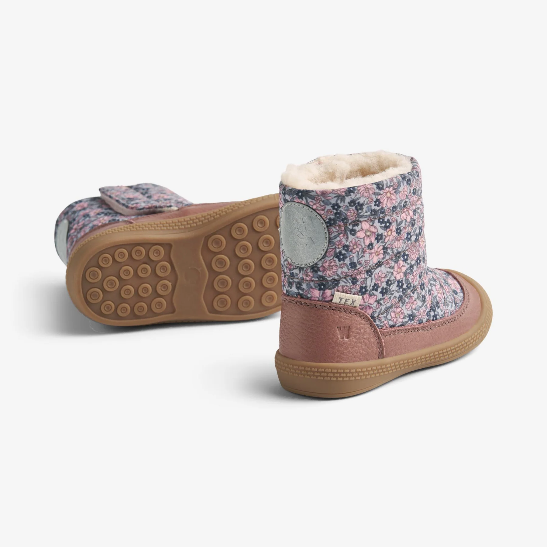 Winterboot_Delaney_Tex-Prewalkers-WF513k-02-0036_winter_flowers-1_1800x1800