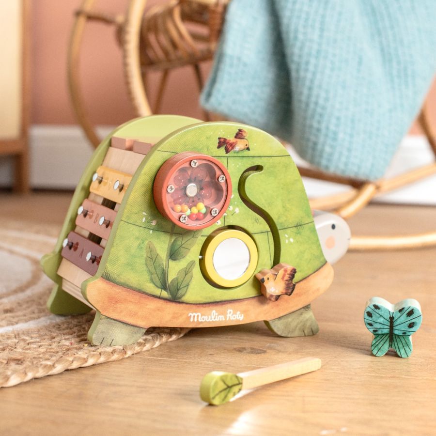 Moulin Roty Aktiivsusmänguasi kilpkonn Lauamängud/mängud - HellyK - Kvaliteetsed lasteriided, villariided, barefoot jalatsid