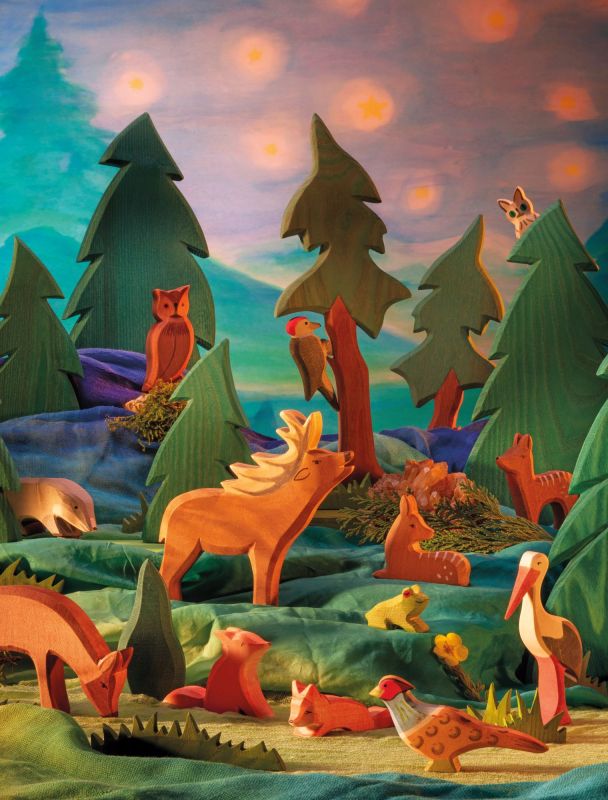 Ostheimer Seisev hirvevasikas Mänguasjad - HellyK - Kvaliteetsed lasteriided, villariided, barefoot jalatsid