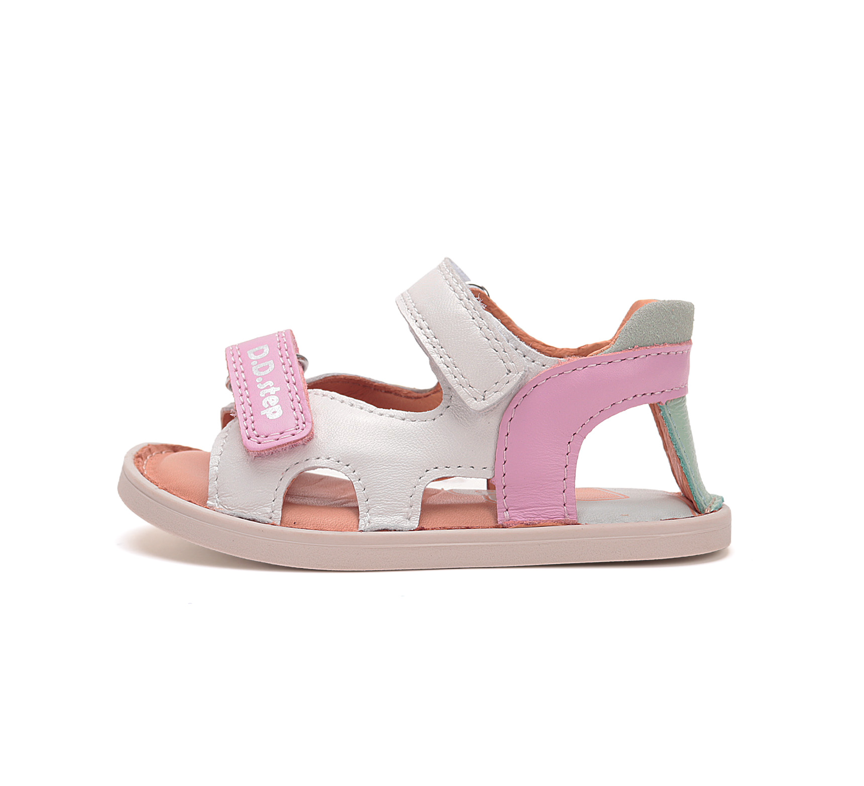 D.D.Step nahast sandaalid, white 076 D.D.Step nahast sandaalid, white 076 D.D.Step - HellyK - Kvaliteetsed lasteriided, villariided, barefoot jalatsid