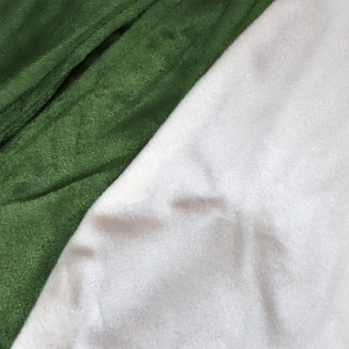 Wednesday and Patati Dinosauruse keep Mänguasjad - HellyK - Kvaliteetsed lasteriided, villariided, barefoot jalatsid