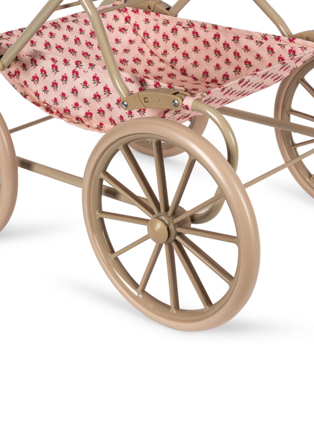 Konges Slojd nukuvanker – ROSIE ROSE Konges Slojd nukuvanker – ROSIE ROSE Mänguasjad - HellyK - Kvaliteetsed lasteriided, villariided, barefoot jalatsid