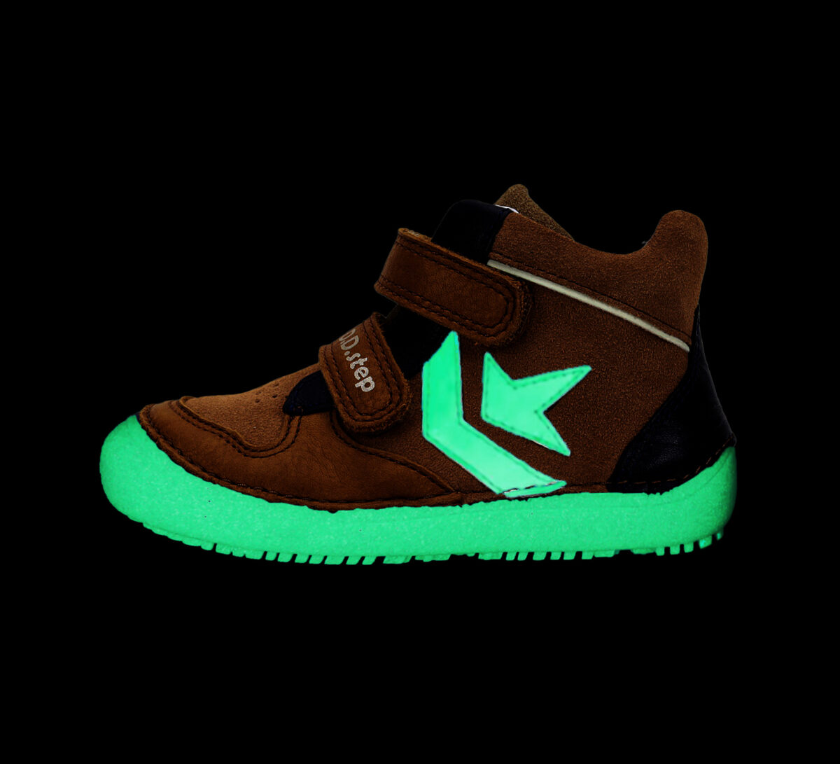 D.D.Step helendava tallaga nahast kevad-/sügissaapad, chocolate 063 D.D.Step - HellyK - Kvaliteetsed lasteriided, villariided, barefoot jalatsid