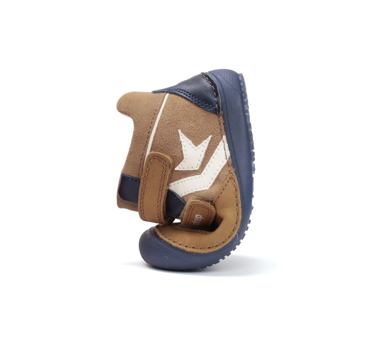 D.D.Step helendava tallaga nahast kevad-/sügissaapad, chocolate 063 D.D.Step - HellyK - Kvaliteetsed lasteriided, villariided, barefoot jalatsid