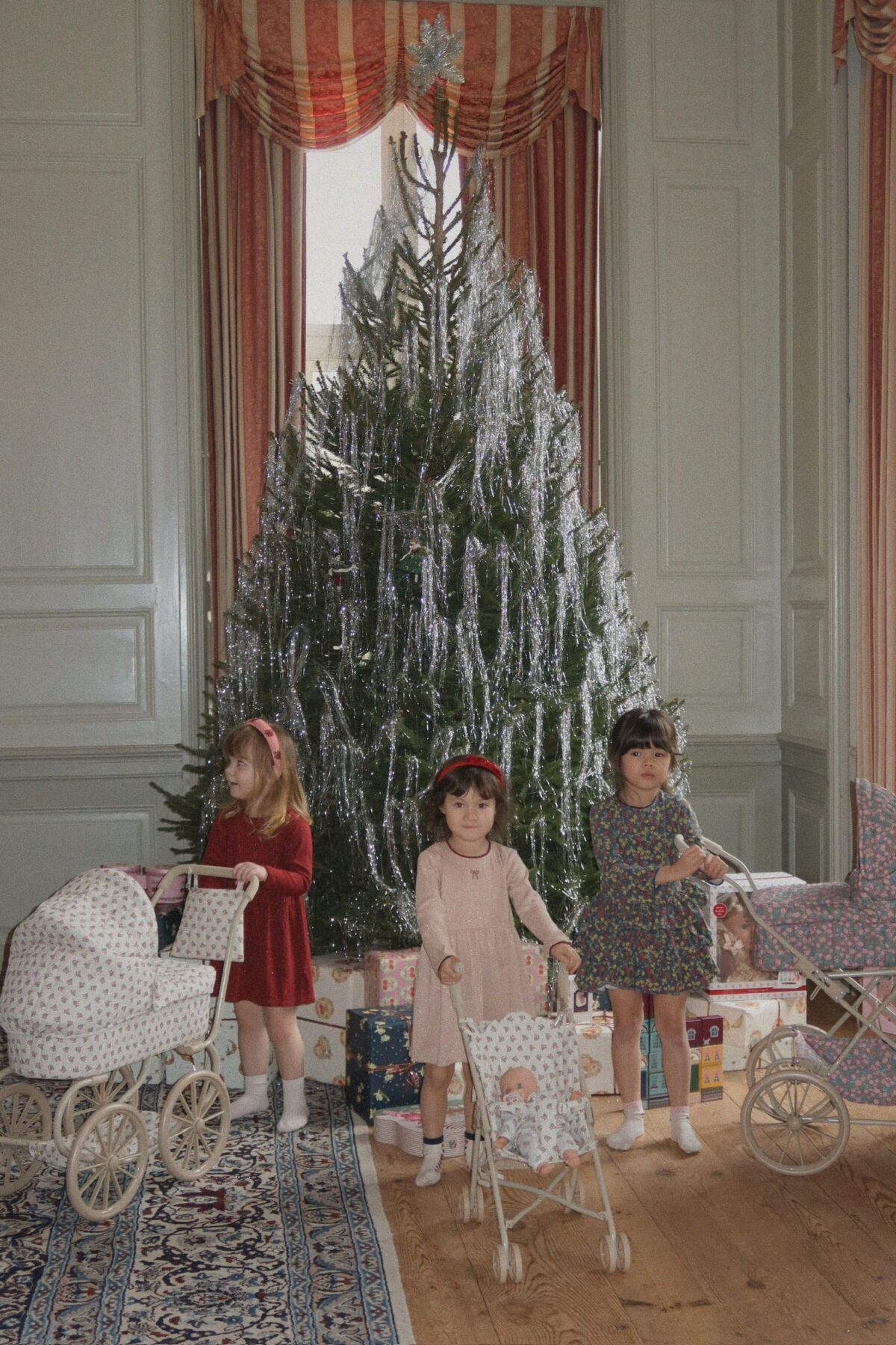 Konges Sløjd Roli dress, moonlight Konges Sløjd Roli dress, moonlight Kleidid/seelikud/komplektid - HellyK - Kvaliteetsed lasteriided, villariided, barefoot jalatsid