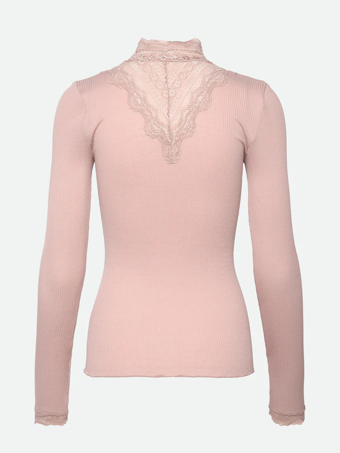 Rosemunde pitsiga siidist pluus, vintage powder Naistele - HellyK - Kvaliteetsed lasteriided, villariided, barefoot jalatsid