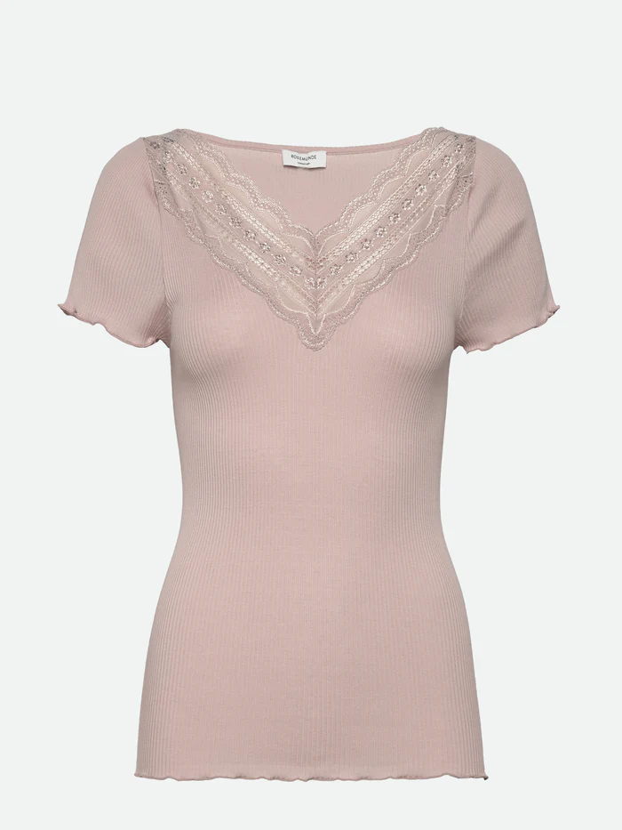 Rosemunde pitsiga siidist pluus, vintage powder Naistele - HellyK - Kvaliteetsed lasteriided, villariided, barefoot jalatsid