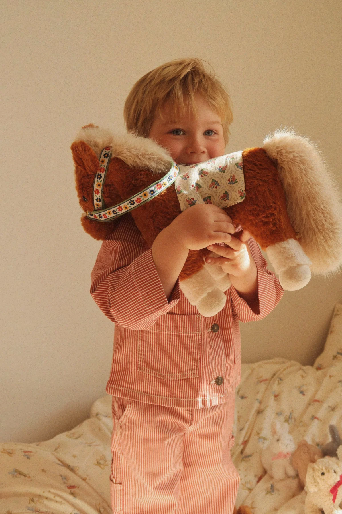 Konges Slojd hobune Finoa Kaisukad ja kaltsunukud - HellyK - Kvaliteetsed lasteriided, villariided, barefoot jalatsid