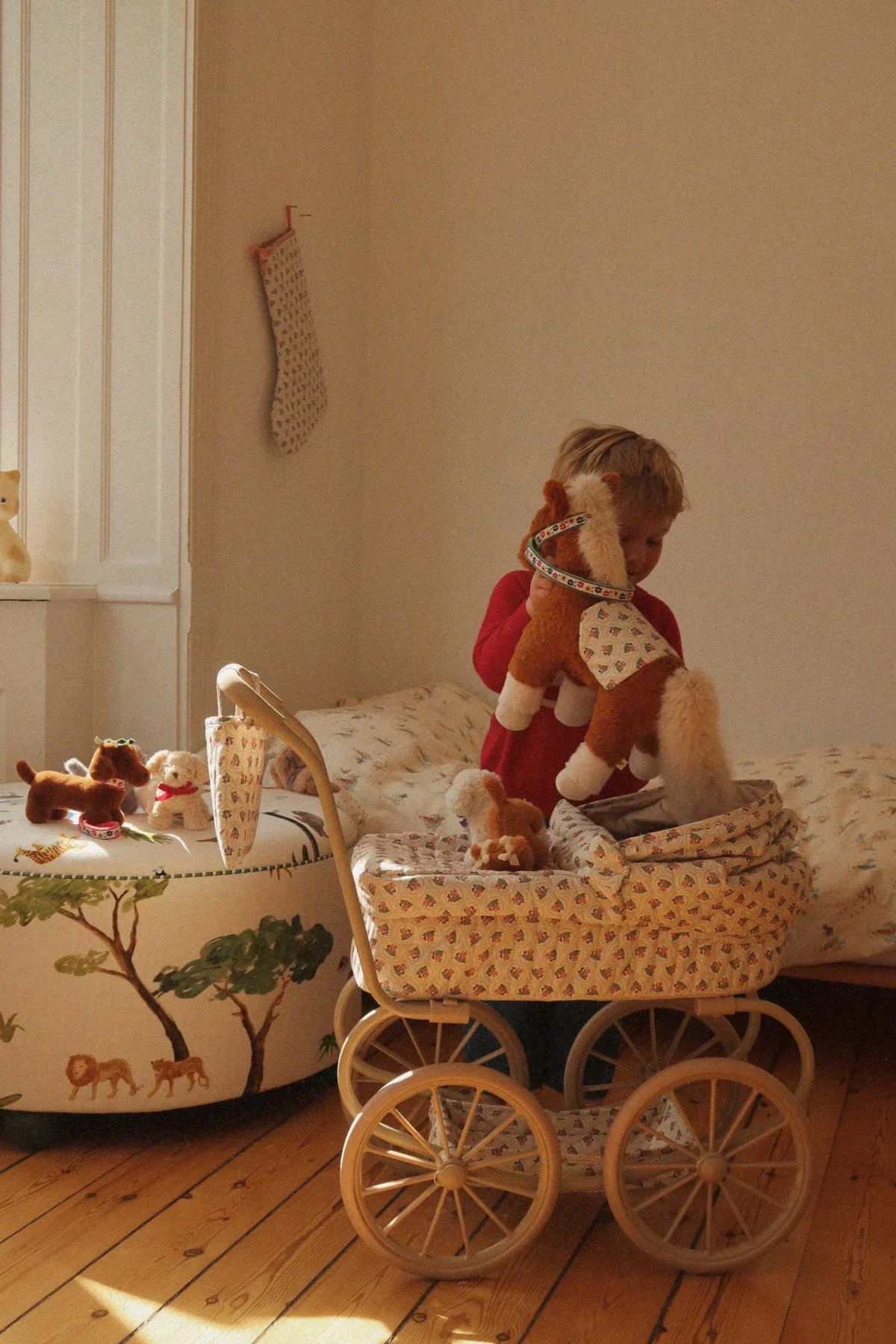 Konges Slojd hobune Finoa Kaisukad ja kaltsunukud - HellyK - Kvaliteetsed lasteriided, villariided, barefoot jalatsid