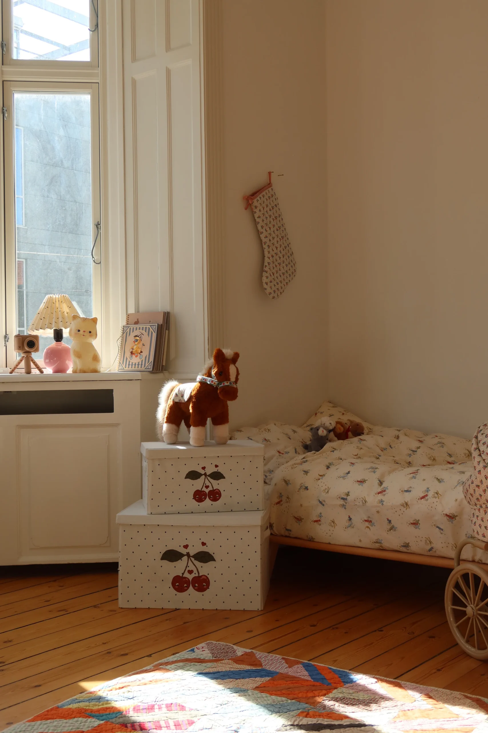 MOOD_KS104438_P00005_KS104437_P00005_KS104298_S45064_1_251104024941