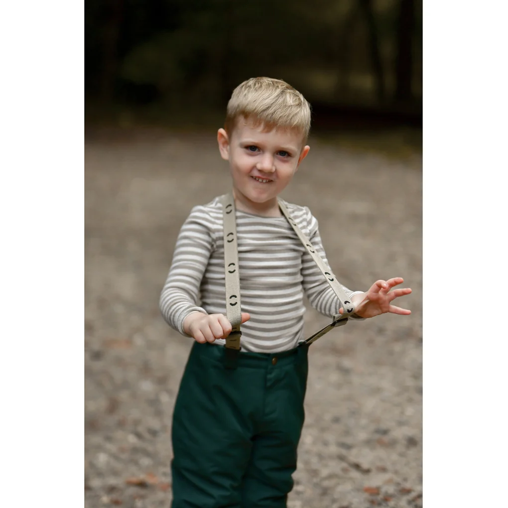 Mikk-Line lumepüksid, darkest sprouse Lasteriided - HellyK - Kvaliteetsed lasteriided, villariided, barefoot jalatsid