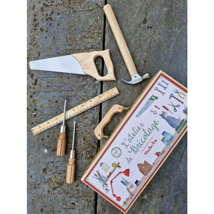 Moulin Roty vintage tööriistakohver Moulin Roty vintage tööriistakohver Mänguasjad - HellyK - Kvaliteetsed lasteriided, villariided, barefoot jalatsid