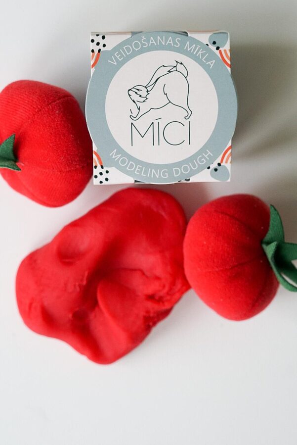 MICI voolimismass, punane Mänguasjad - HellyK - Kvaliteetsed lasteriided, villariided, barefoot jalatsid