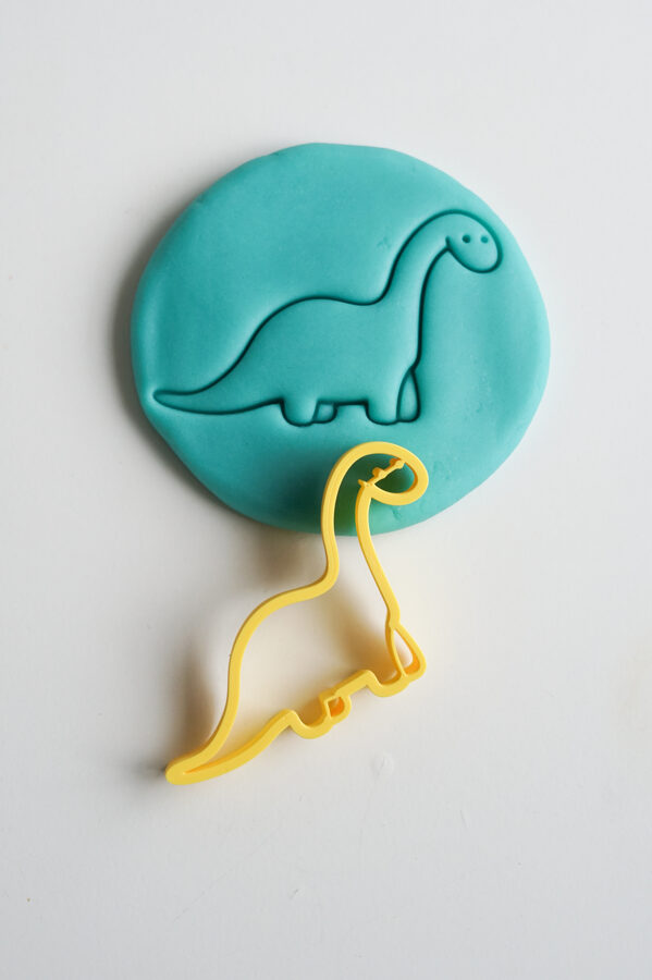 MICI lõikevorm, Diplodocus Mänguasjad - HellyK - Kvaliteetsed lasteriided, villariided, barefoot jalatsid