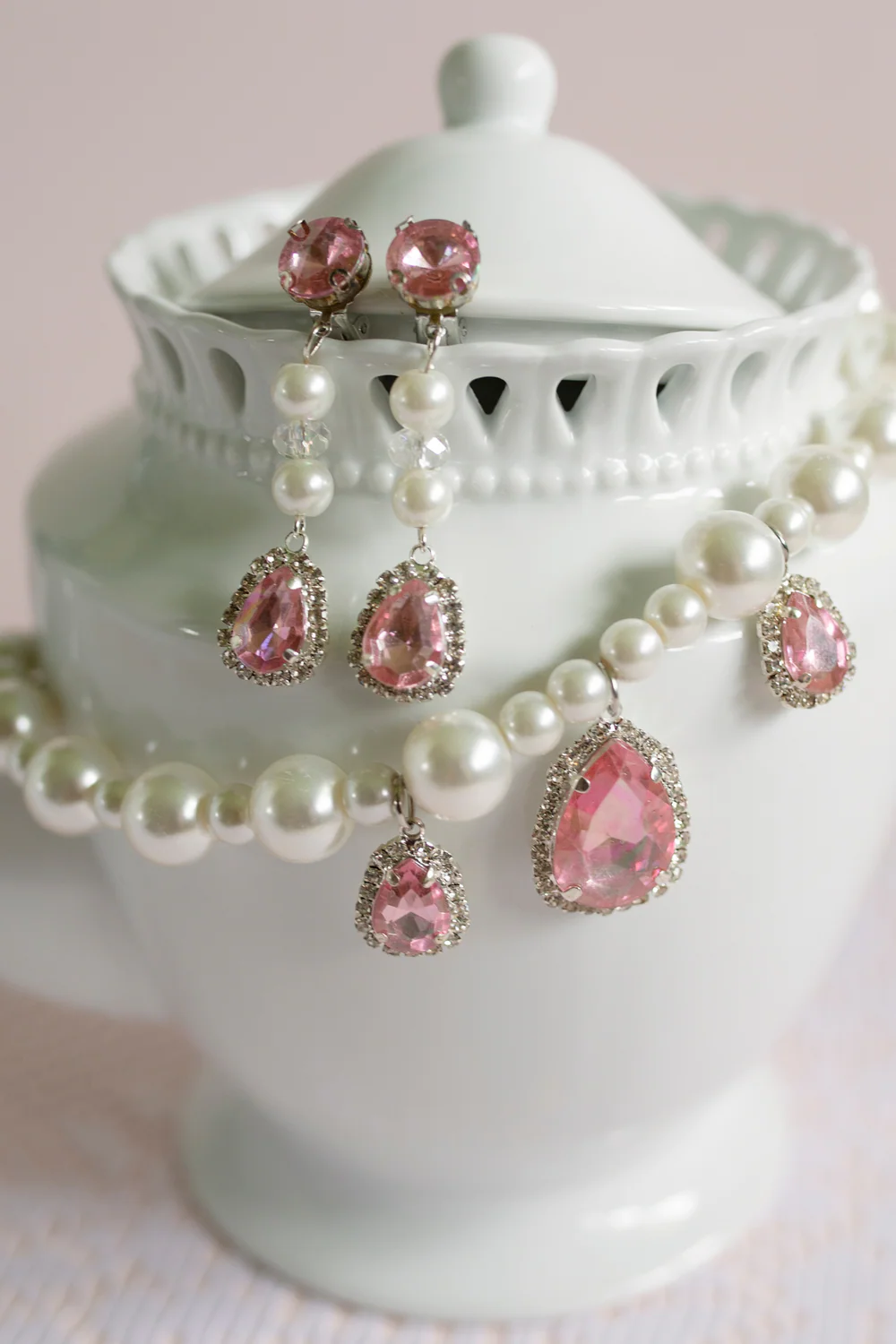 Great Pretenders The Coco kaelakee, sõrmuse ja kõrvarõngaste komplekt Great Pretenders ehted - HellyK - Kvaliteetsed lasteriided, villariided, barefoot jalatsid