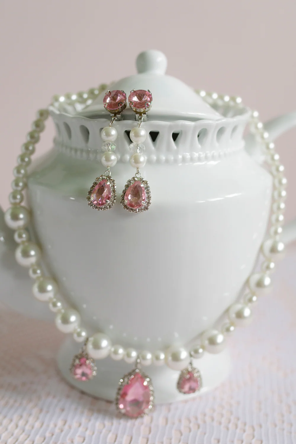 Great Pretenders The Coco kaelakee, sõrmuse ja kõrvarõngaste komplekt Great Pretenders ehted - HellyK - Kvaliteetsed lasteriided, villariided, barefoot jalatsid