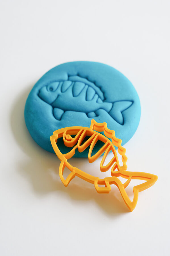 MICI lõikevorm, Kala Mänguasjad - HellyK - Kvaliteetsed lasteriided, villariided, barefoot jalatsid