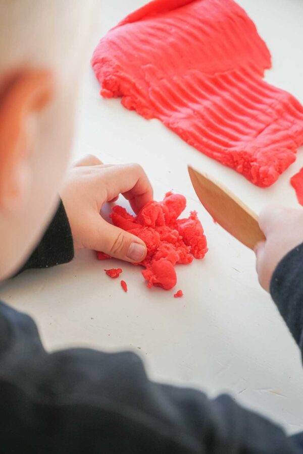 MICI puidust nuga Mänguasjad - HellyK - Kvaliteetsed lasteriided, villariided, barefoot jalatsid