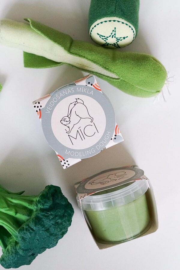 MICI voolimismass, heleroheline Mänguasjad - HellyK - Kvaliteetsed lasteriided, villariided, barefoot jalatsid