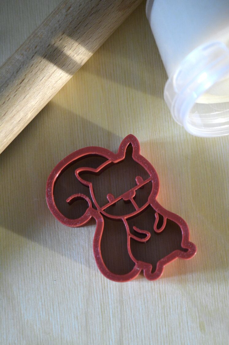 MICI lõikevorm, Orav Mänguasjad - HellyK - Kvaliteetsed lasteriided, villariided, barefoot jalatsid