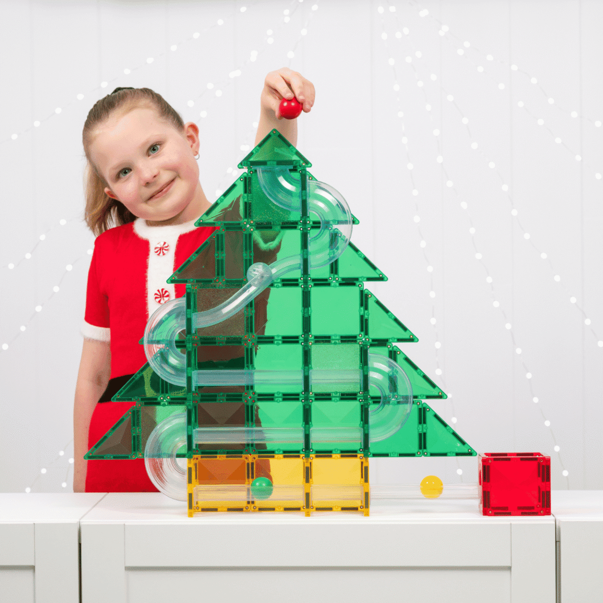 Connetix Special Edition Christmas Tree Ball Run 71pc🎄 Connetix Special Edition Christmas Tree Ball Run 71pc🎄 CONNETIX magnetklotsid - HellyK - Kvaliteetsed lasteriided, villariided, barefoot jalatsid