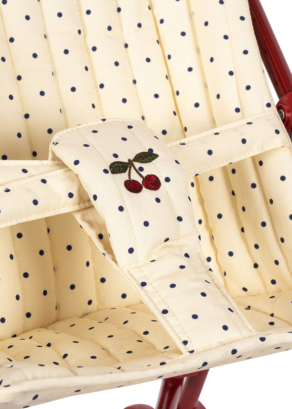 Konges Slojd Nukukäru, estate dot Konges Slojd Nukukäru, estate dot Mänguasjad - HellyK - Kvaliteetsed lasteriided, villariided, barefoot jalatsid