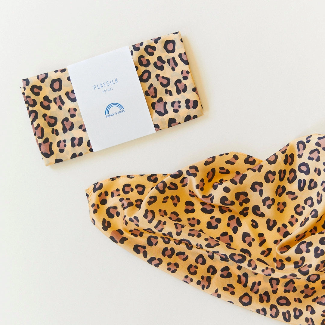 Sarah’s Silks mängusiid, gepard Mänguasjad - HellyK - Kvaliteetsed lasteriided, villariided, barefoot jalatsid