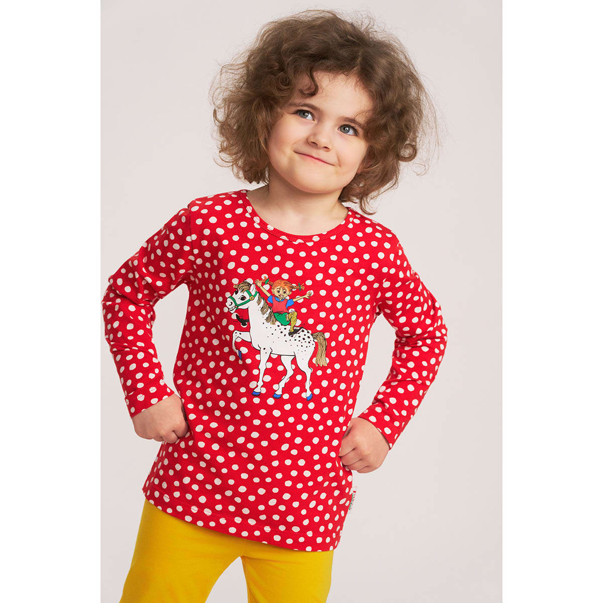 Martinex Pippi Långstrump punane täpiline pluus, red Martinex Pippi Långstrump punane täpiline pluus, red Lasteriided - HellyK - Kvaliteetsed lasteriided, villariided, barefoot jalatsid