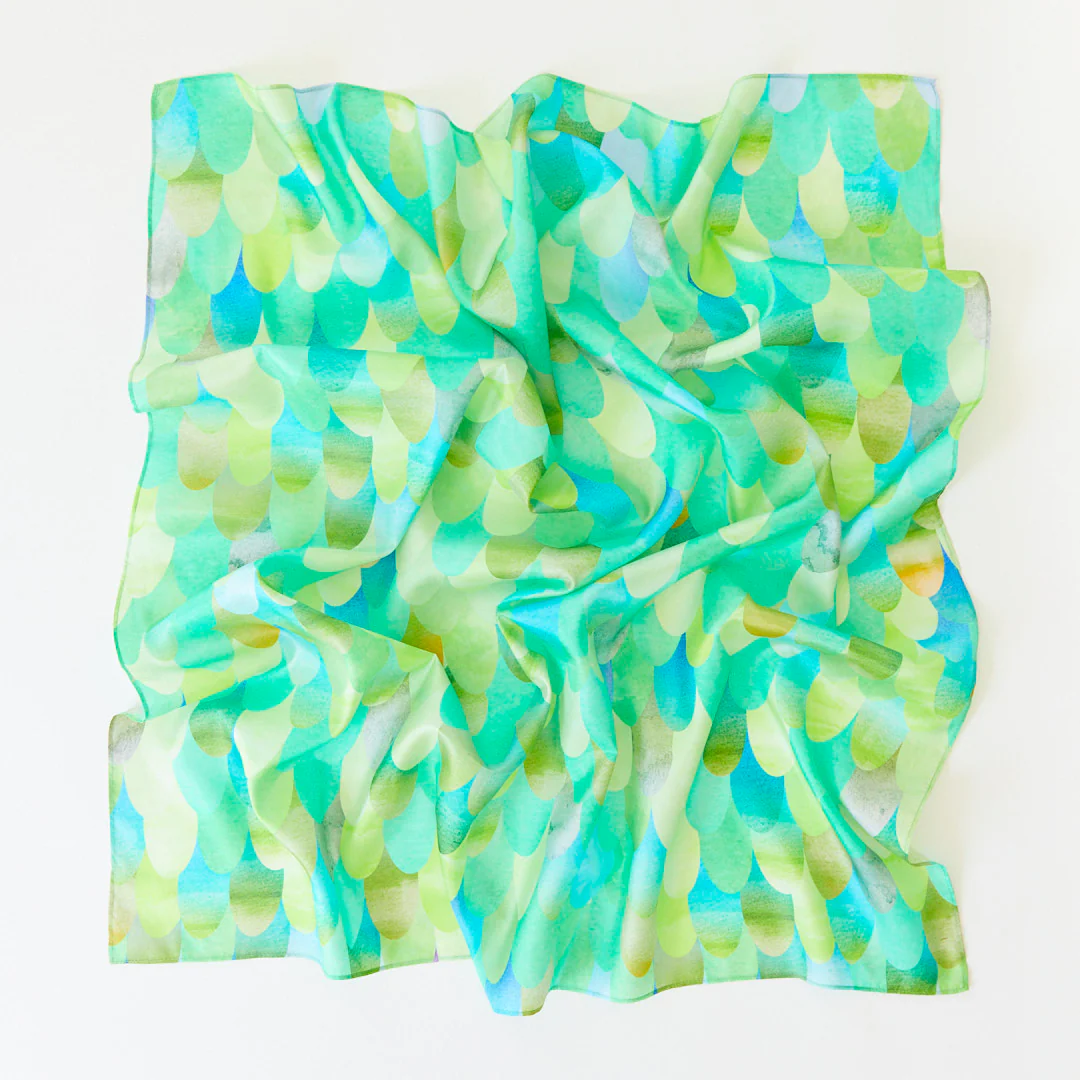 Sarah’s Silks Roheline dinosauruse mängusiid Mänguasjad - HellyK - Kvaliteetsed lasteriided, villariided, barefoot jalatsid