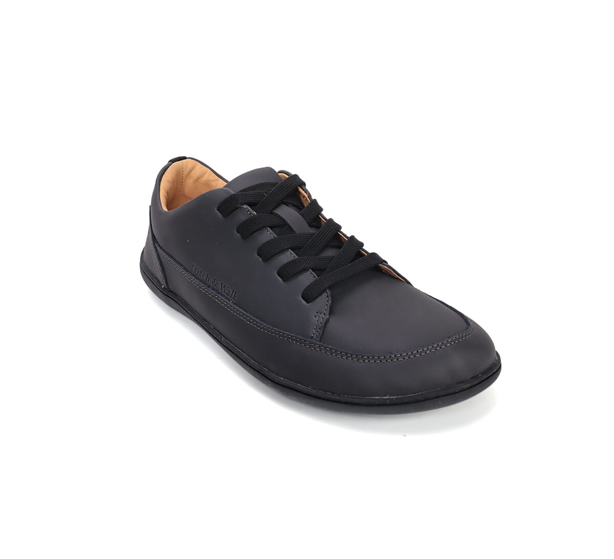 Stitch & Walk nahast vabaajajalanõud, black Stitch & Walk nahast vabaajajalanõud, black Kevad/sügis - HellyK - Kvaliteetsed lasteriided, villariided, barefoot jalatsid