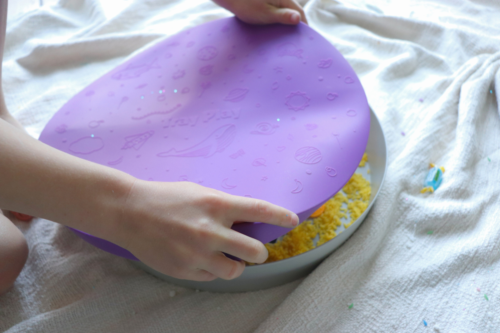 eng_pl_Jellystone-Tray-Play-2-in-1-Sensory-Tray-Lilac-314_3