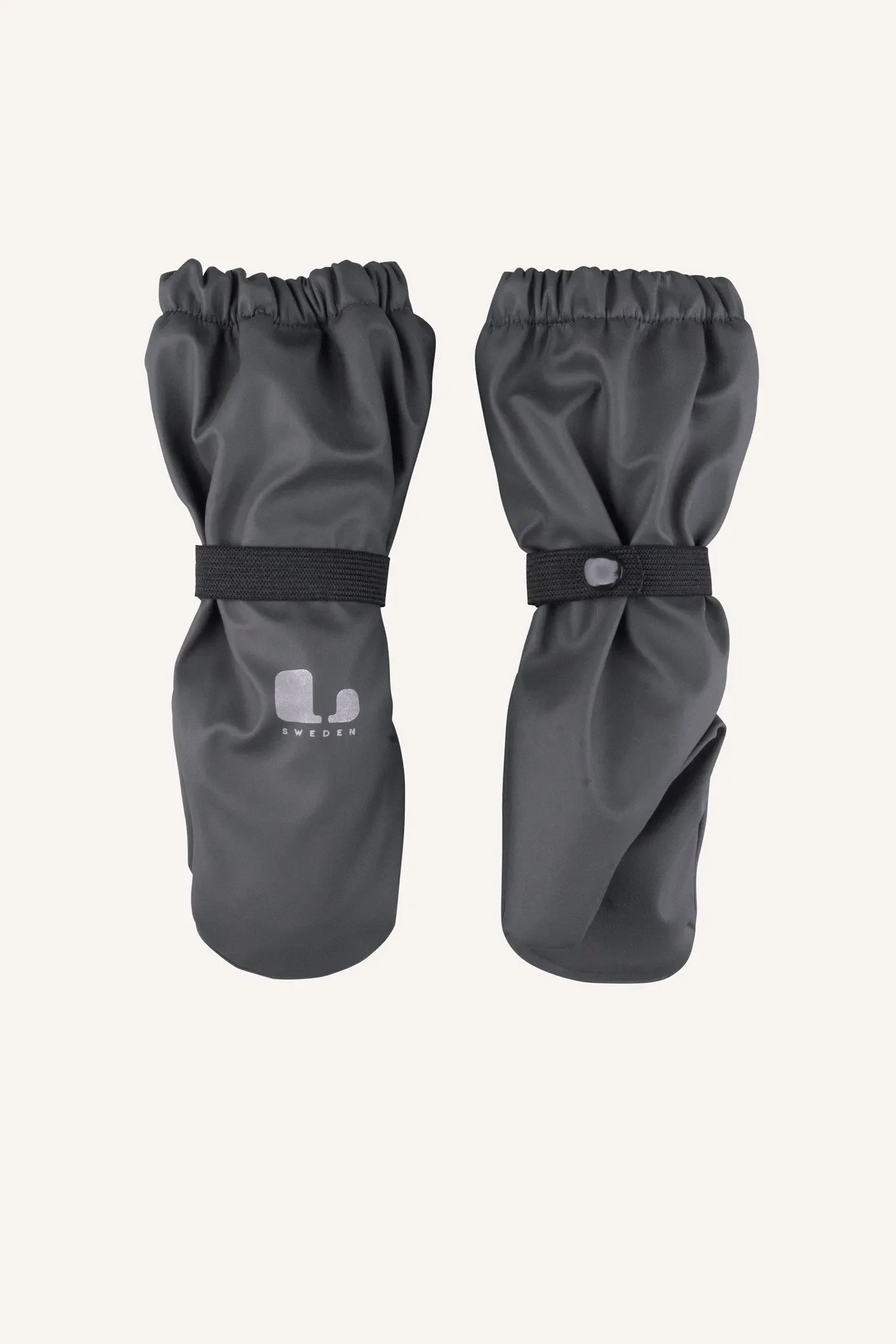 Lindberg Tahult veekindlad labakud, anthracite Lindberg Tahult veekindlad labakud, anthracite Kindad - HellyK - Kvaliteetsed lasteriided, villariided, barefoot jalatsid