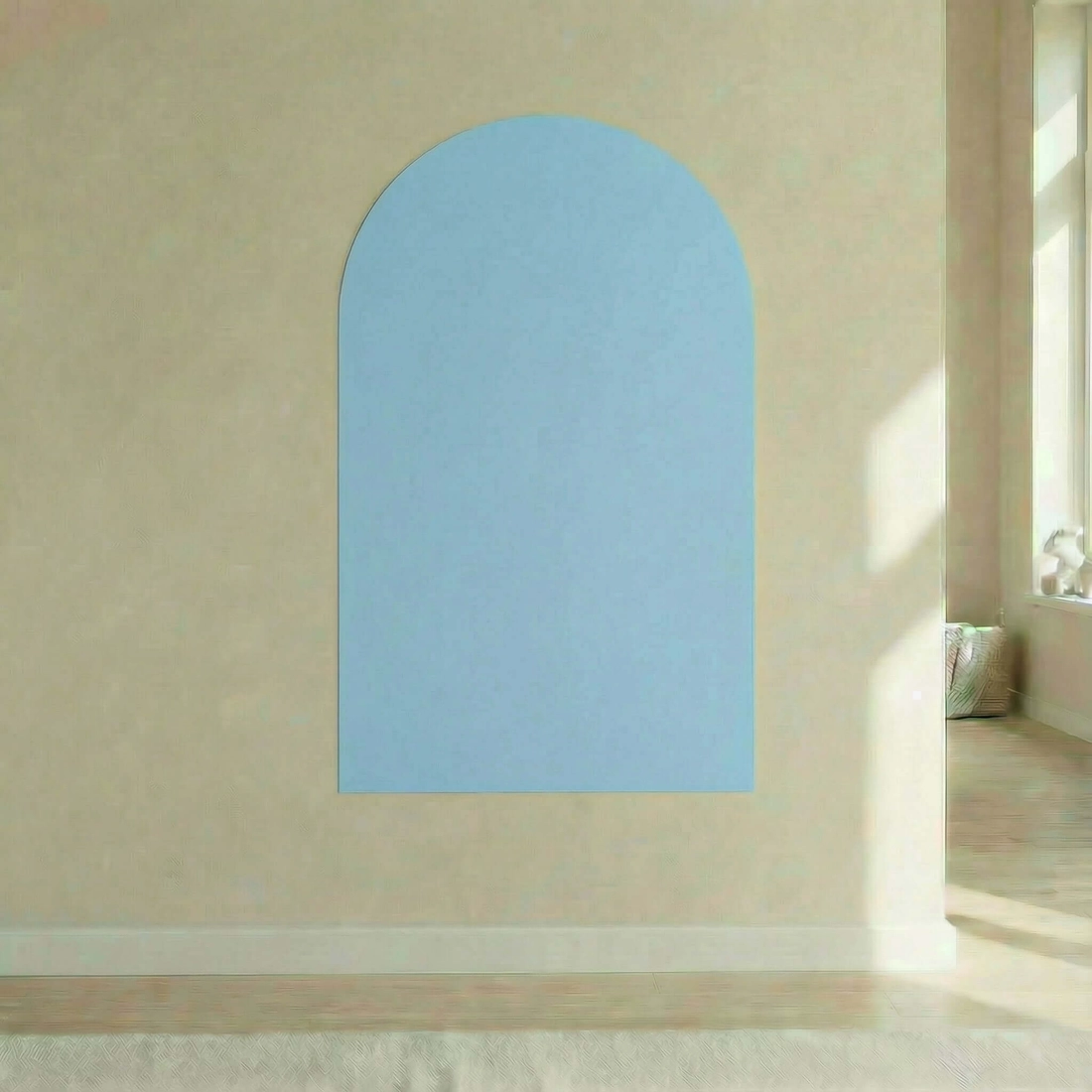 Petit Tableau kaarjas magnettahvel lastele, helesinine Petit Tableau kaarjas magnettahvel lastele, helesinine Mänguasjad - HellyK - Kvaliteetsed lasteriided, villariided, barefoot jalatsid